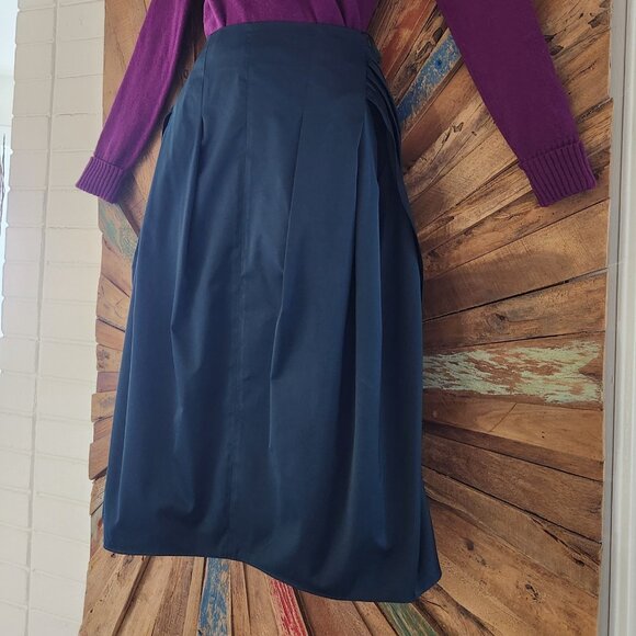 Max Mara green sateen shine pleated avant-garde skirt Sz 8...